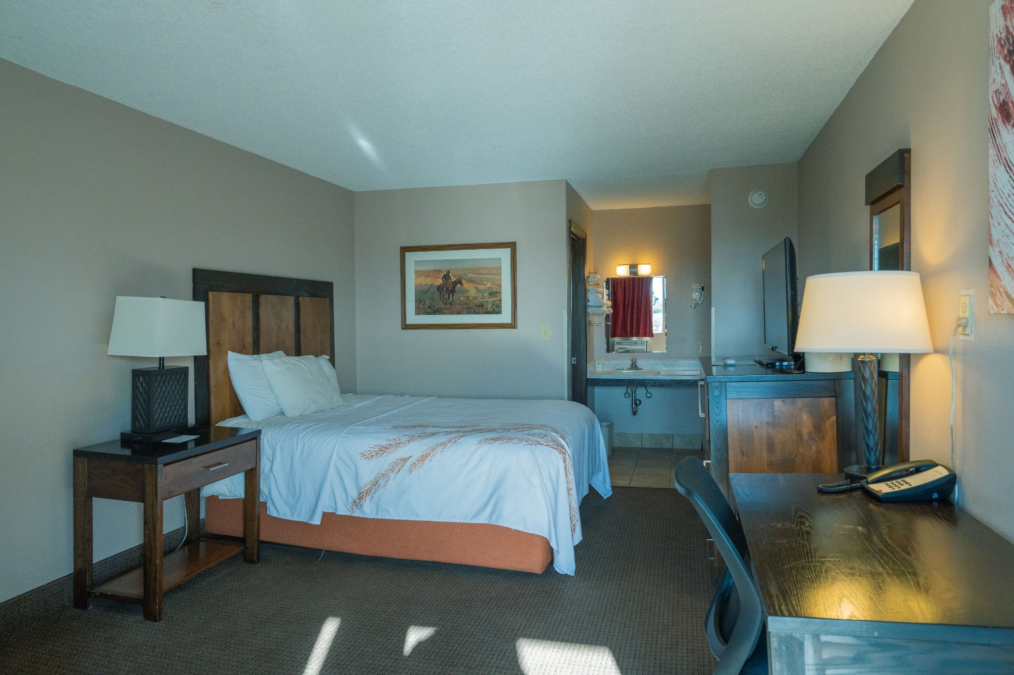Queen Size Room
